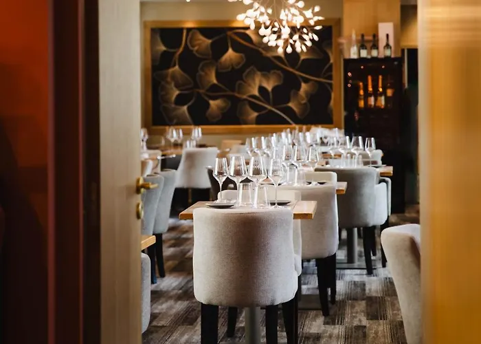 Le Castel & Spa- Restaurant La Calypso Otel Cabourg