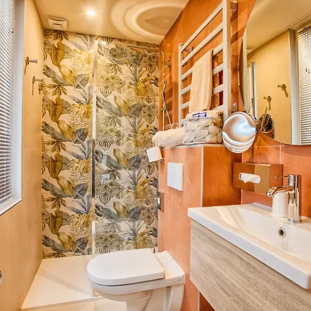 Hotel Le Castel & Spa- Restaurant La Calypso