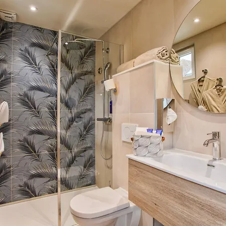 Le Castel & Spa- Restaurant La Calypso