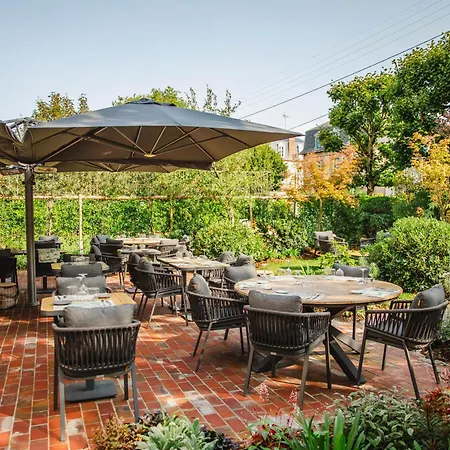 ホテル Le Castel & Spa- Restaurant La Calypso 4*