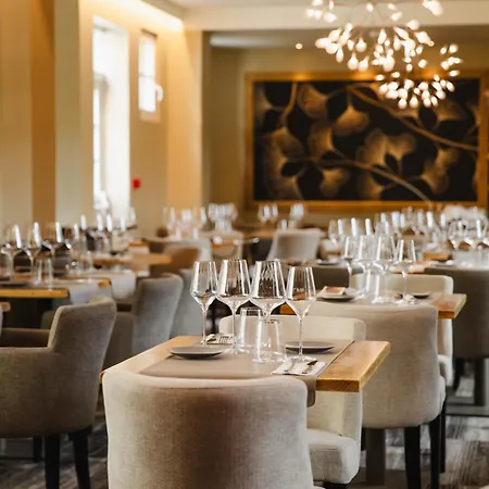 Le Castel & Spa- Restaurant La Calypso 4*