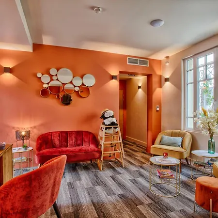 Le Castel & Spa- Restaurant La Calypso ホテル 4*