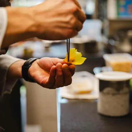 Le Castel & Spa- Restaurant La Calypso Кабур