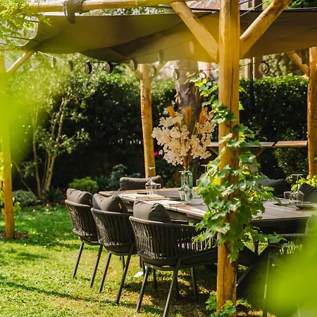 Le Castel & Spa- Restaurant La Calypso Отель Кабур