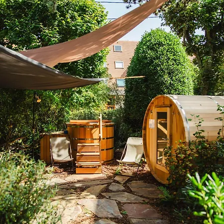 Le Castel & Spa- Restaurant La Calypso 4*