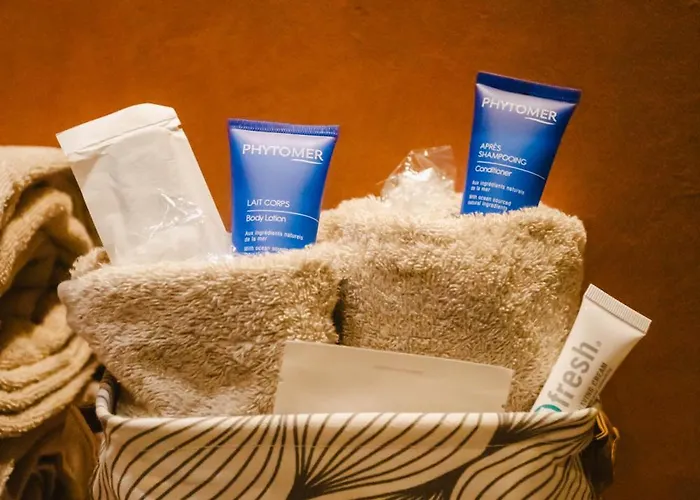 Le Castel & Spa- Restaurant La Calypso Szálloda Cabourg