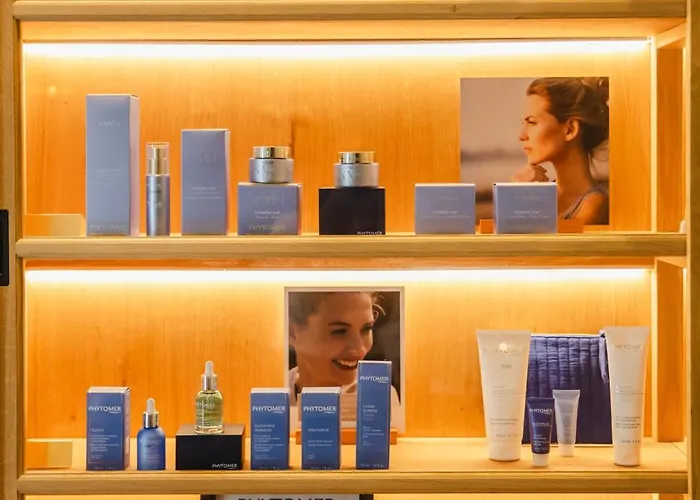 ホテル Le Castel & Spa- Restaurant La Calypso 4*