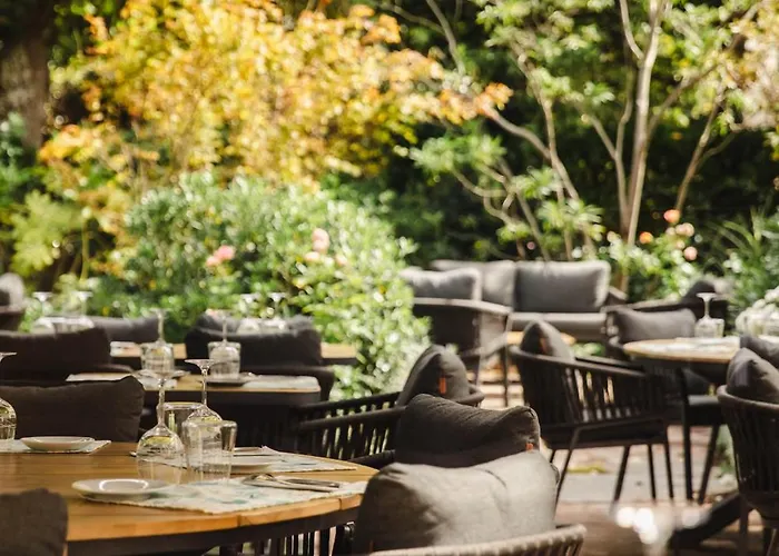 Le Castel & Spa- Restaurant La Calypso Кабур