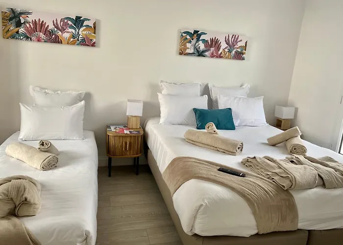 Le Castel & Spa- Restaurant La Calypso Отель 4*